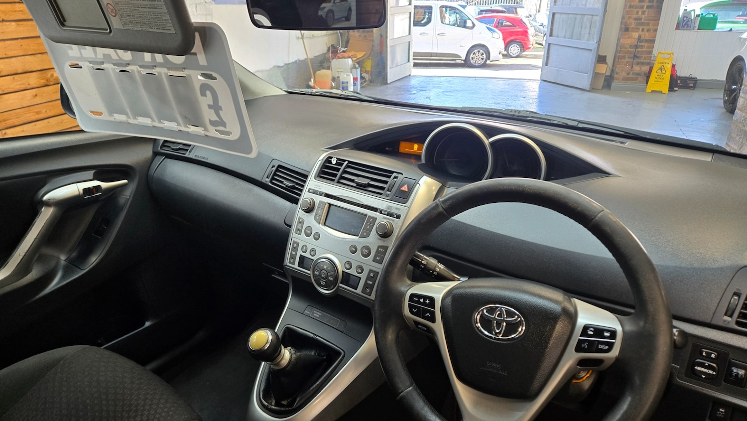 Used Toyota Verso 2011 for sale - 77973044: Photo 8