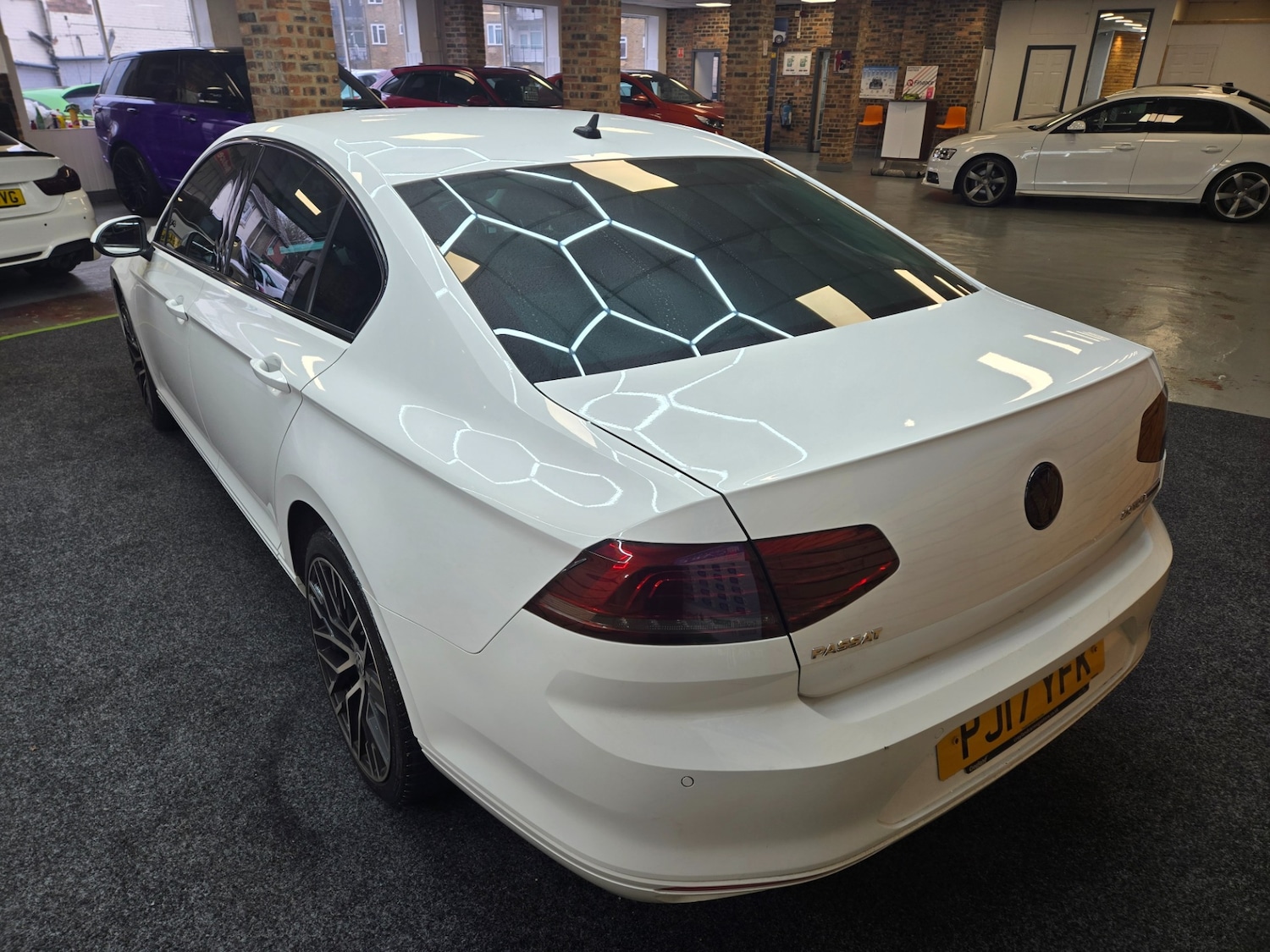 Used Volkswagen Passat 2017 for sale - 77466102: Photo 10