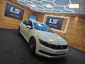 Used Volkswagen Passat 2017 for sale - 77466102: Photo