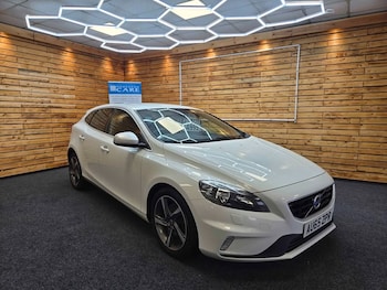 Used Volvo V40 2015 for sale - 76483164: Photo