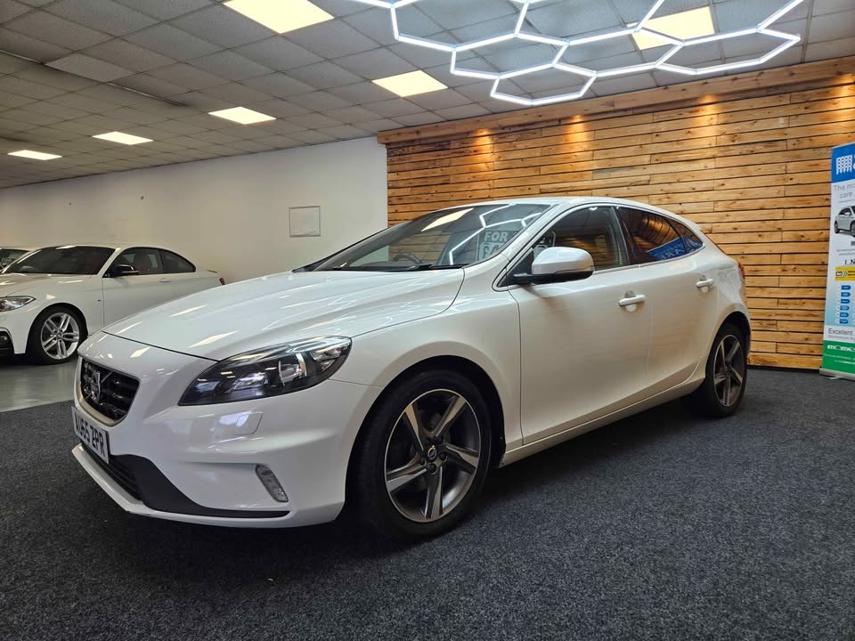Used Volvo V40 2015 for sale - 76483164: Photo 6