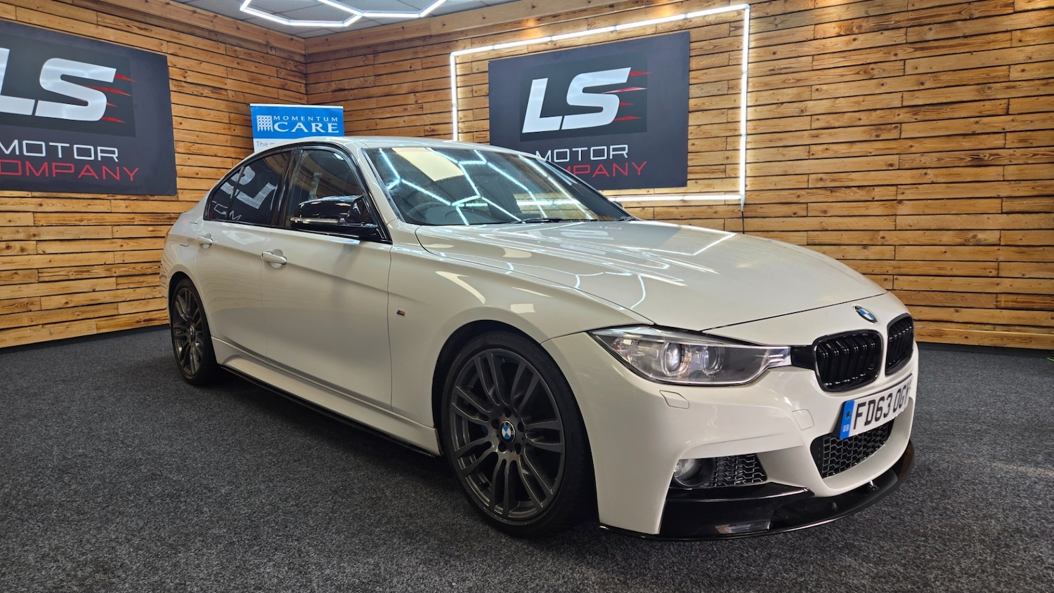 Used BMW 3 Series 2013 for sale - 77772480: Photo 2