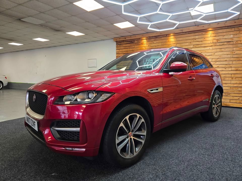 Used Jaguar F-Pace 2017 for sale - 76483242: Photo 5