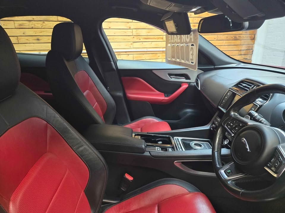 Used Jaguar F-Pace 2017 for sale - 76483242: Photo 9