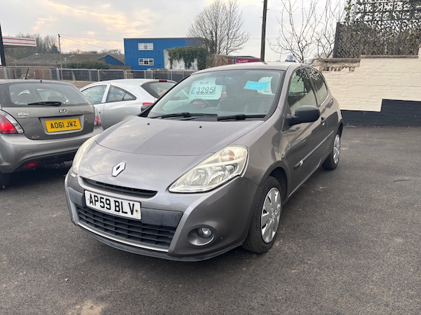 Used Renault Clio 2010 for sale - 73976573: Photo 1