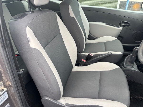 Used Renault Clio 2010 for sale - 73976573: Photo 5