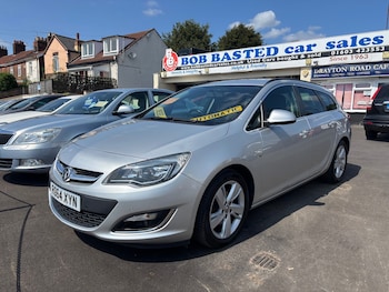 Vauxhall - Astra