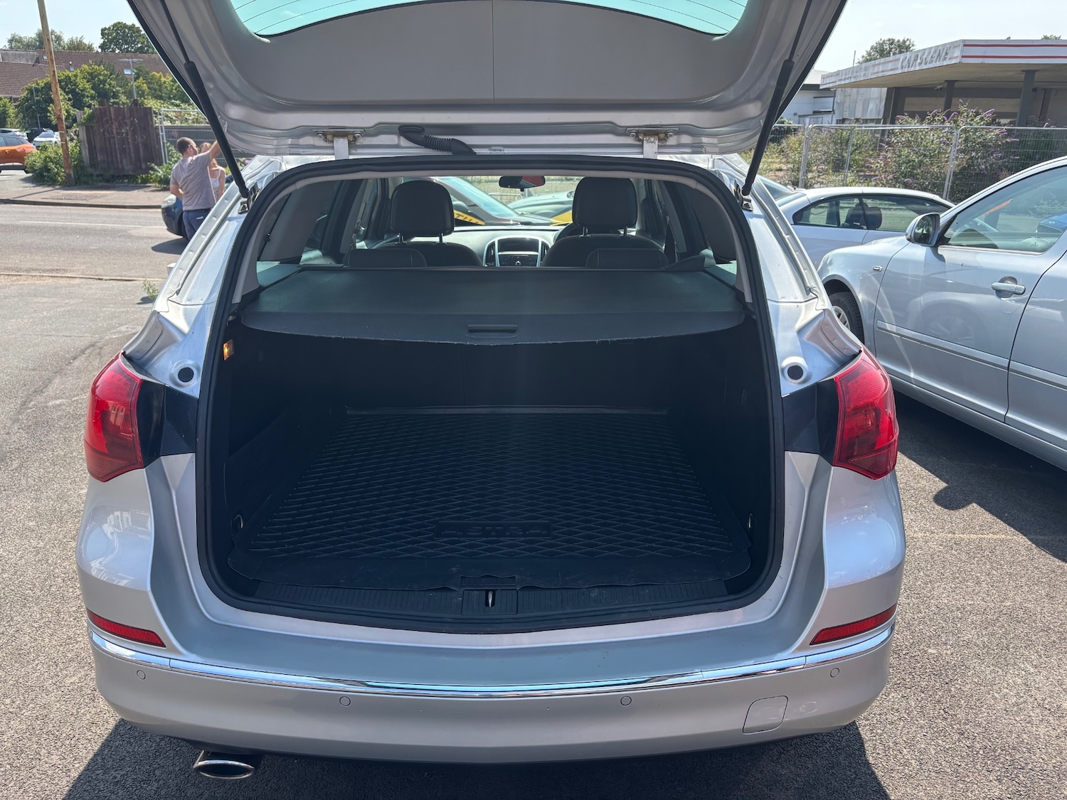 Vehicle 5