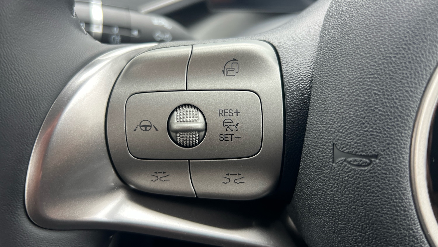 Used BYD Dolphin 2025 for sale - 76455137: Photo 32