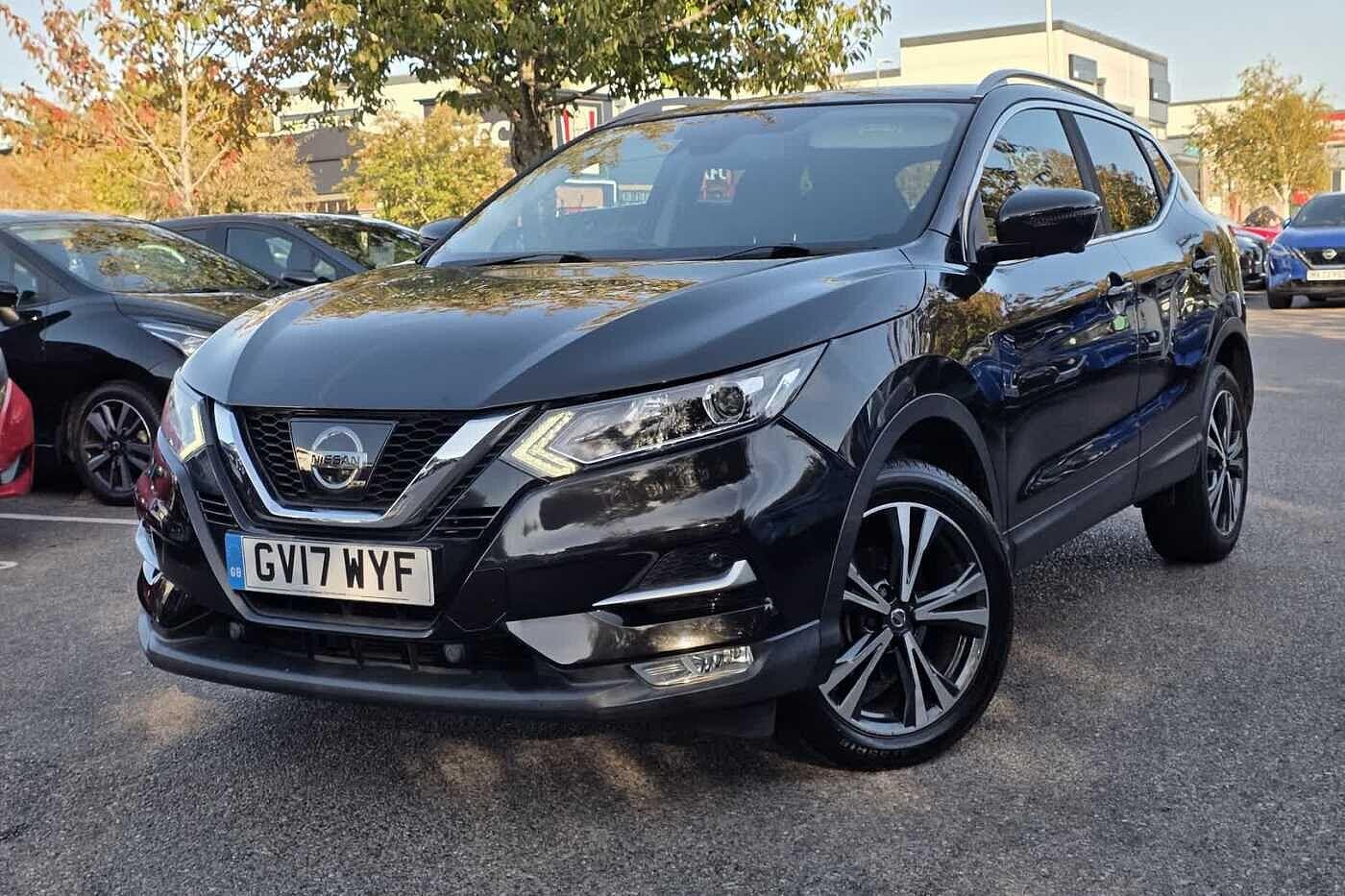 Used Nissan Qashqai 2017 for sale - 76166800: Photo 3