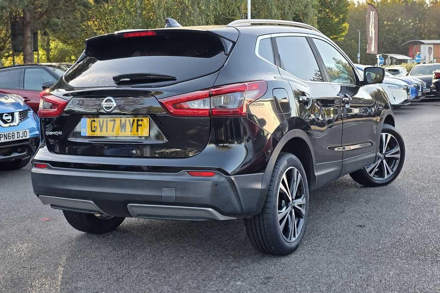 Used Nissan Qashqai 2017 for sale - 76166800: Photo 4