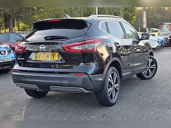 Used Nissan Qashqai 2017 for sale - 76166800: Photo 4