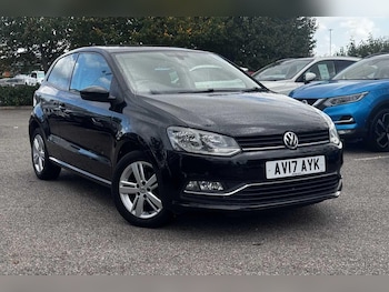 Used Volkswagen Polo 2017 for sale - 76108654: Photo