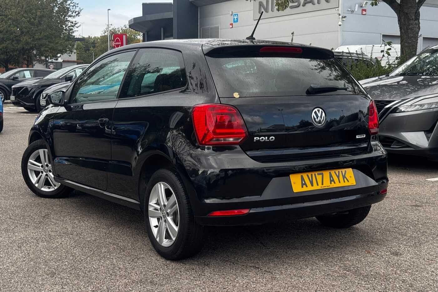 Used Volkswagen Polo 2017 for sale - 76108654: Photo 2