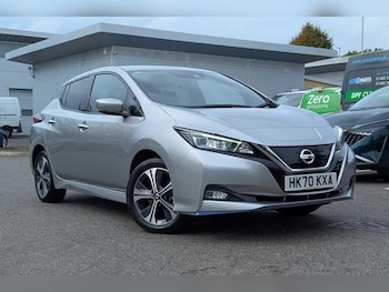 Nissan - Leaf