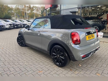 Used MINI Cooper 2018 for sale - 76270423: Photo