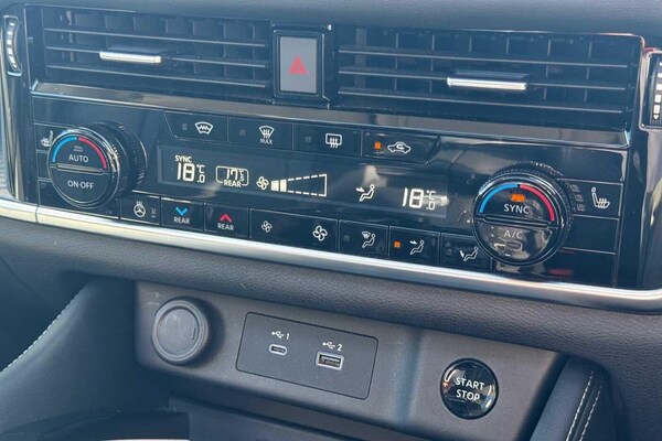 Used Nissan X-Trail 2023 for sale - 76214875: Photo 38