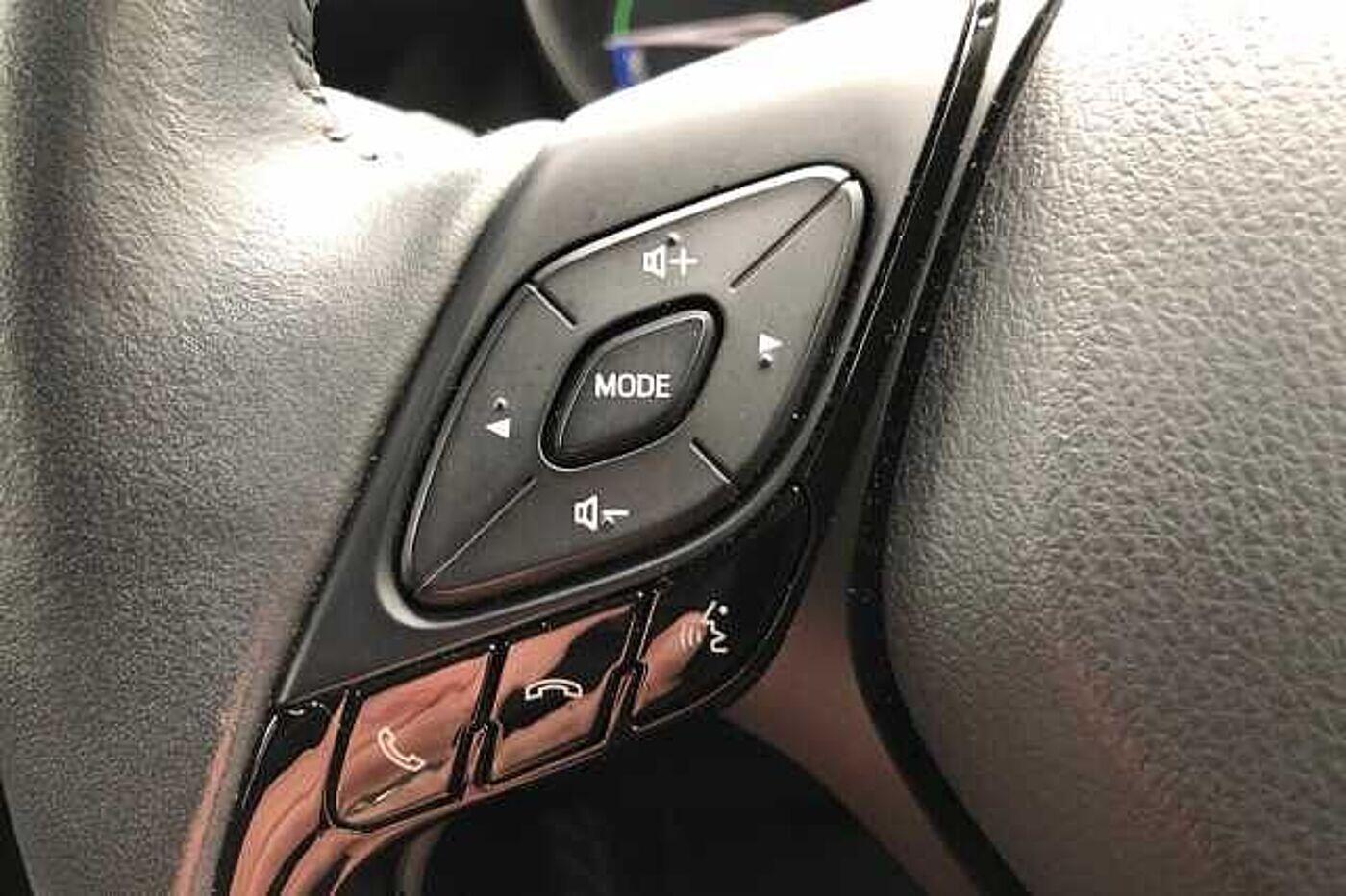 Used Toyota C-HR 2023 for sale - 76094639: Photo 34