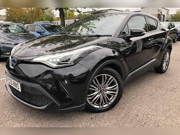Used Toyota C-HR 2023 for sale - 76094639: Photo 4
