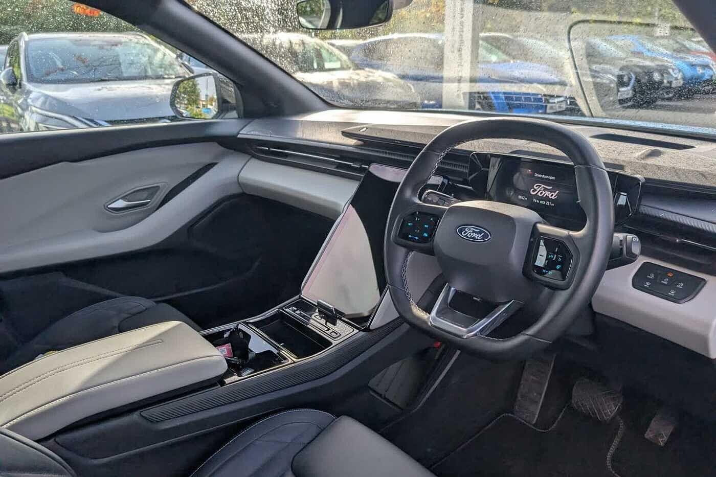 Used Ford Explorer 2024 for sale - 76174967: Photo 26