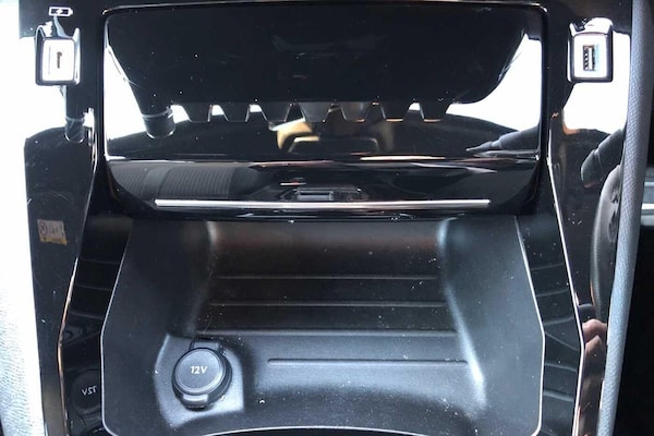 Used Peugeot 208 2023 for sale - 76240187: Photo 43