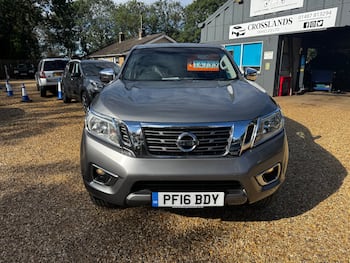 Used Nissan Navara 2016 for sale - 79852255: Photo