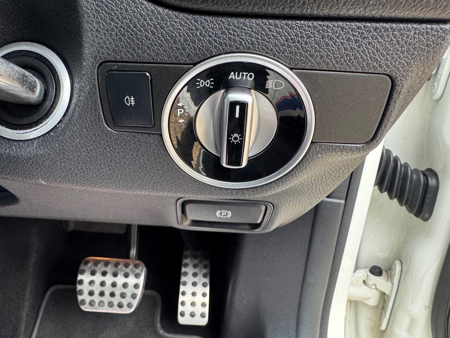 Used Mercedes-Benz CLA 2015 for sale - 77998454: Photo 20