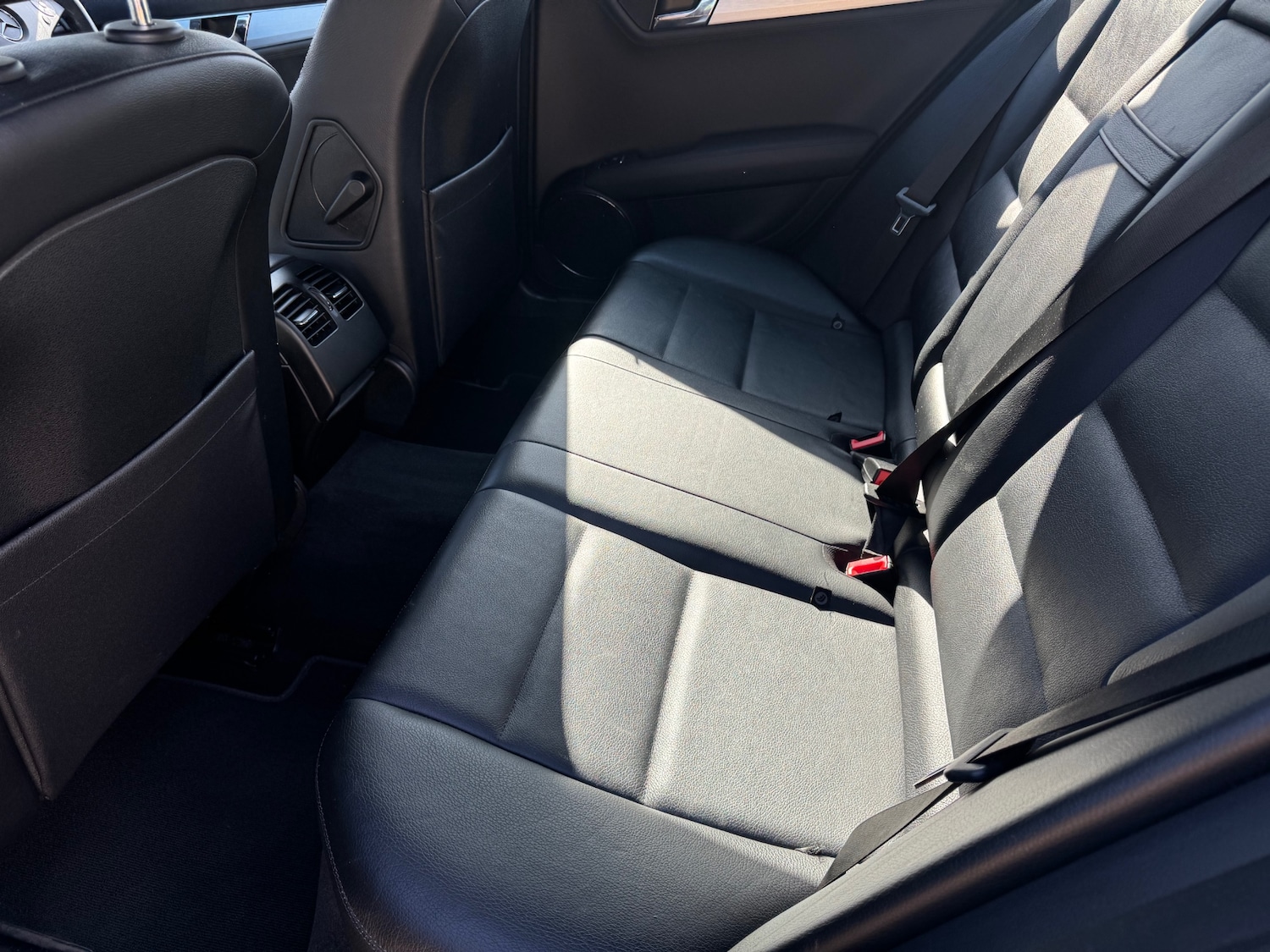 Used Mercedes-Benz C Class 2008 for sale - 78026228: Photo 8