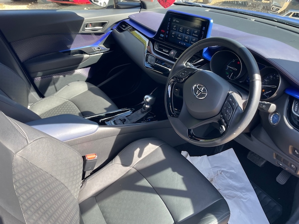 Used Toyota C-HR 2018 for sale - 75689544: Photo 15