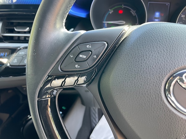 Used Toyota C-HR 2018 for sale - 75689544: Photo 17