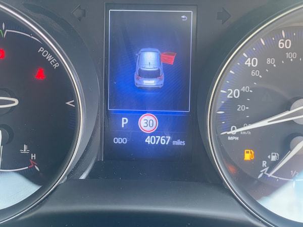 Used Toyota C-HR 2018 for sale - 75689544: Photo 19