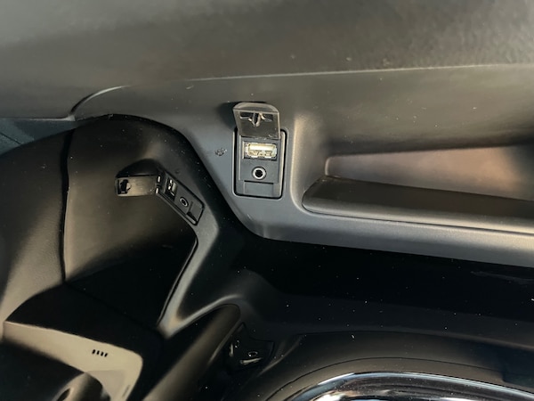Used Toyota C-HR 2018 for sale - 75689544: Photo 23