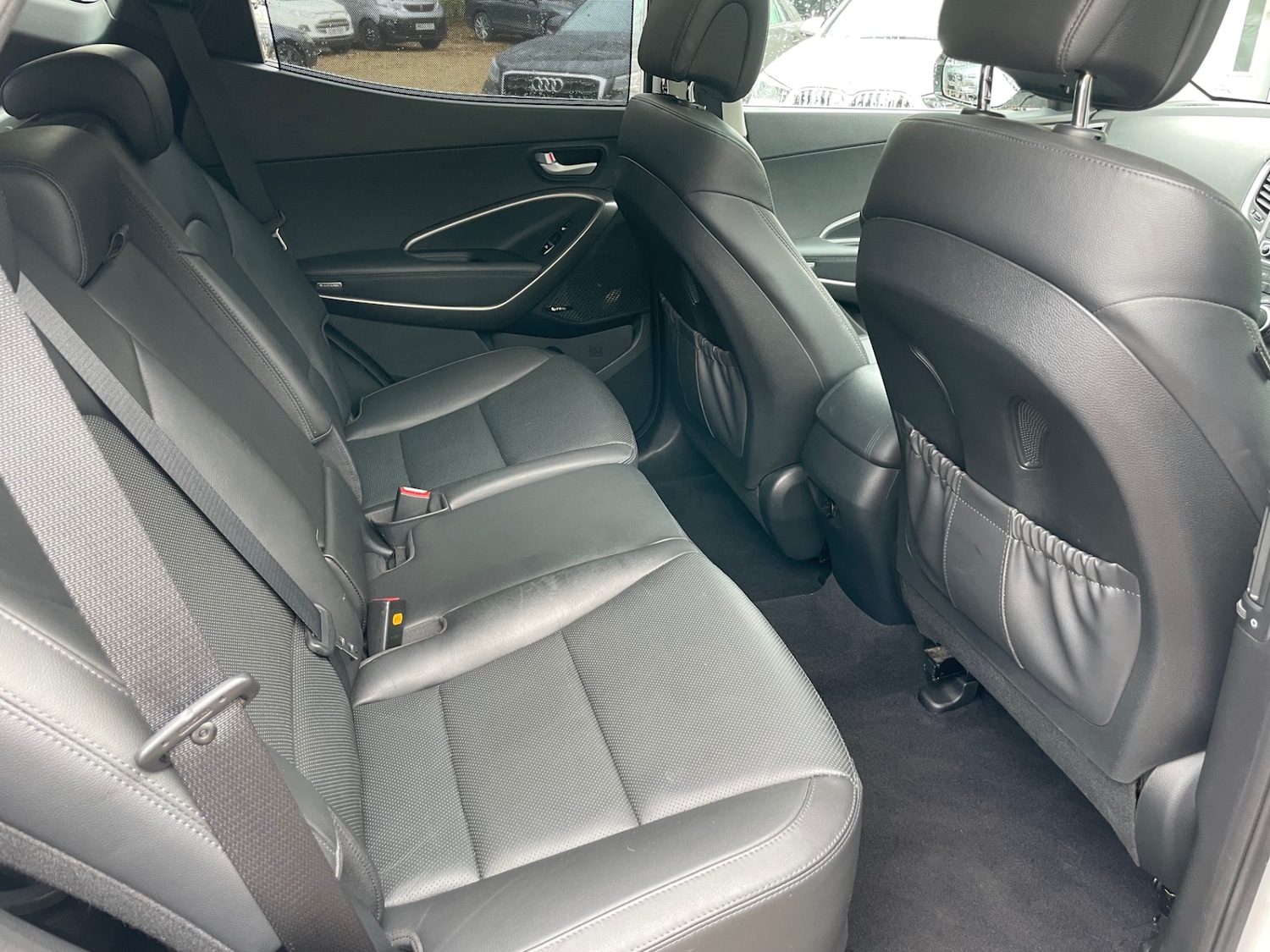 Used Hyundai Santa Fe 2018 for sale - 76397157: Photo 19