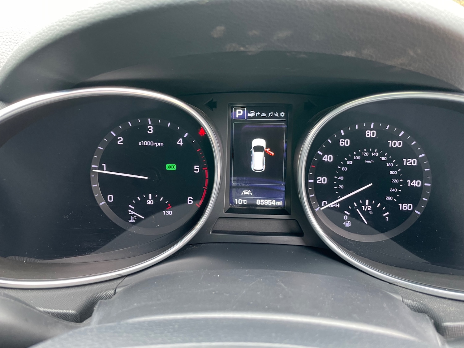 Used Hyundai Santa Fe 2018 for sale - 76397157: Photo 26