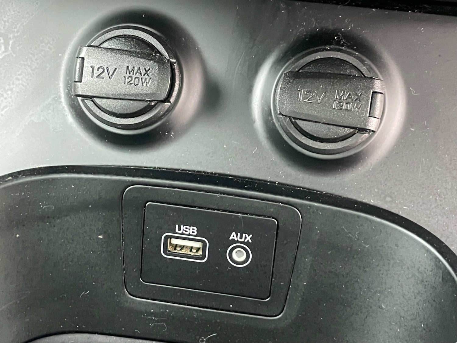 Used Hyundai Santa Fe 2018 for sale - 76397157: Photo 31