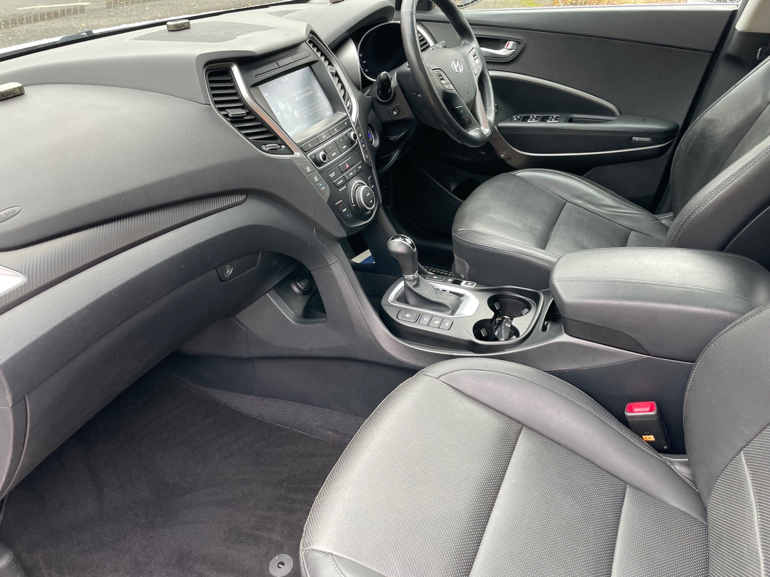 Used Hyundai Santa Fe 2018 for sale - 76397157: Photo 6