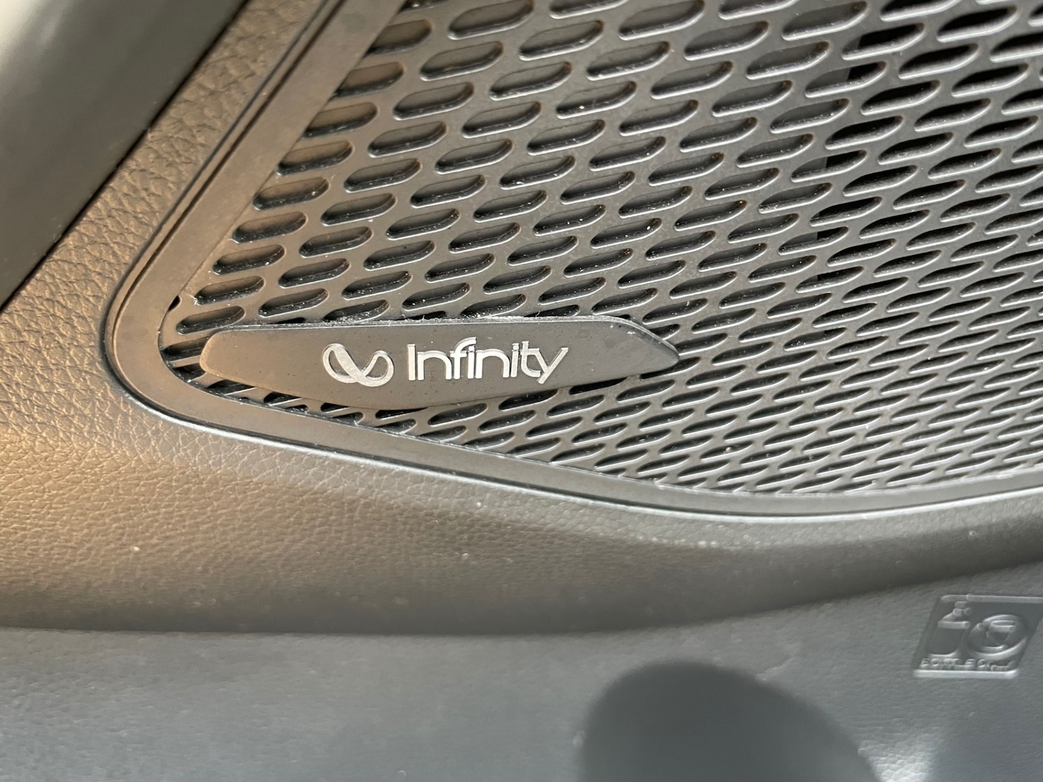 Used Hyundai Santa Fe 2018 for sale - 76397157: Photo 8