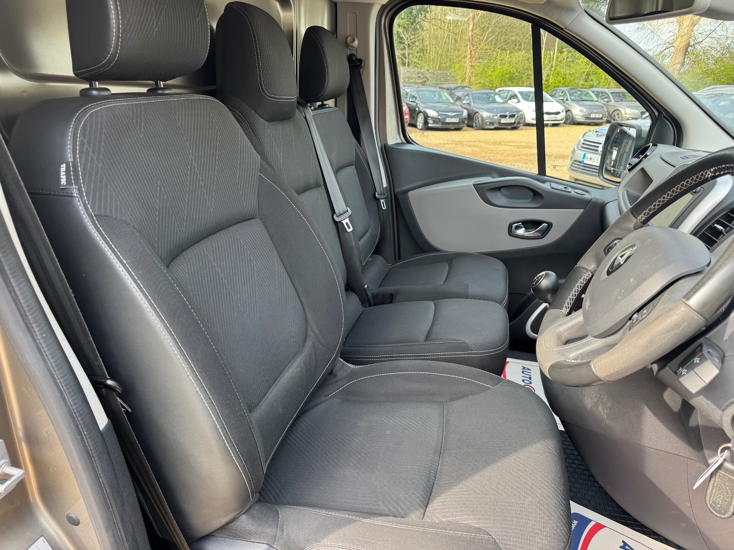 Used Renault Trafic 2015 for sale - 77963772: Photo 23