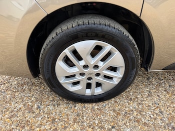 Used Renault Trafic 2015 for sale - 77963772: Photo