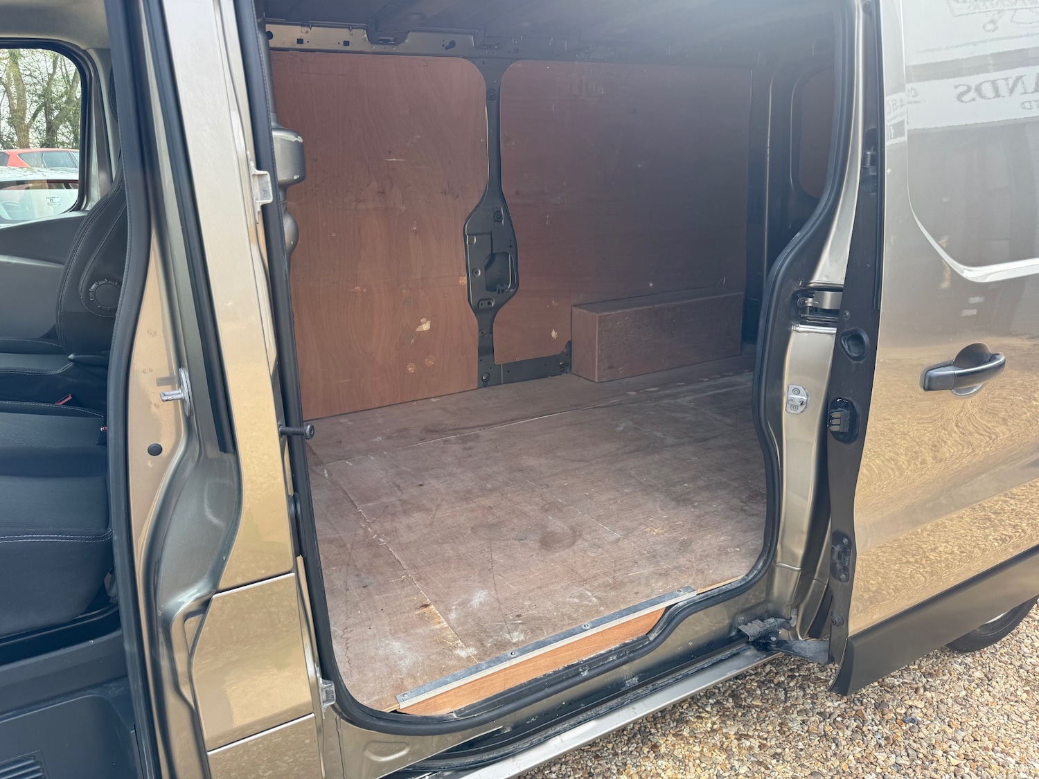 Used Renault Trafic 2015 for sale - 77963772: Photo 9