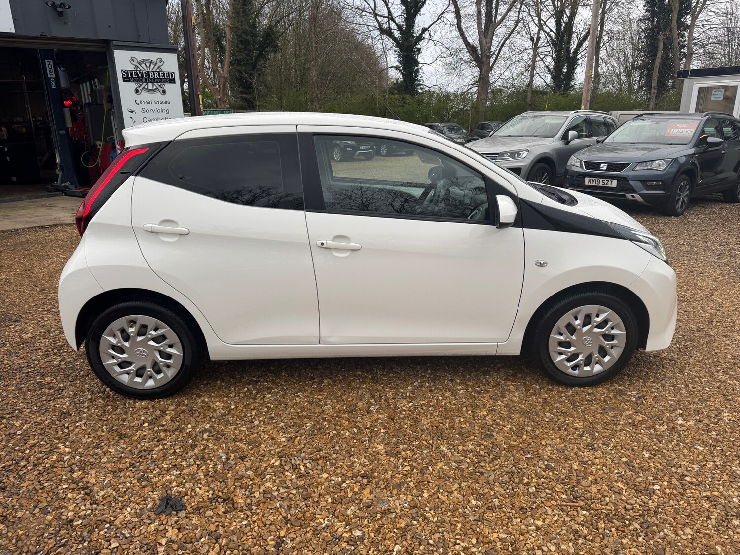 Used Toyota AYGO 2018 for sale - 78053729: Photo 12