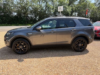 Used Land Rover Discovery Sport 2015 for sale - 78699762: Photo