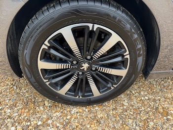 Used Peugeot 208 2019 for sale - 77760278: Photo