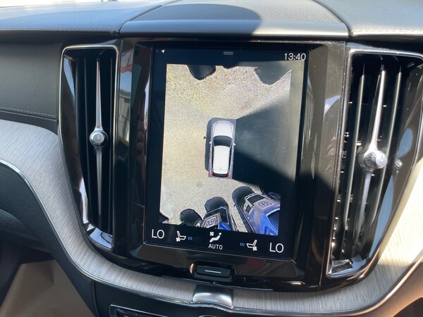 Used Volvo XC60 2018 for sale - 74769861: Photo 25