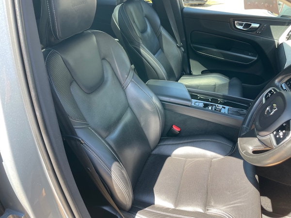 Used Volvo XC60 2018 for sale - 74769861: Photo 28