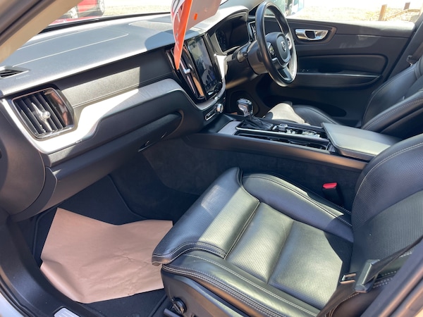 Used Volvo XC60 2018 for sale - 74769861: Photo 7