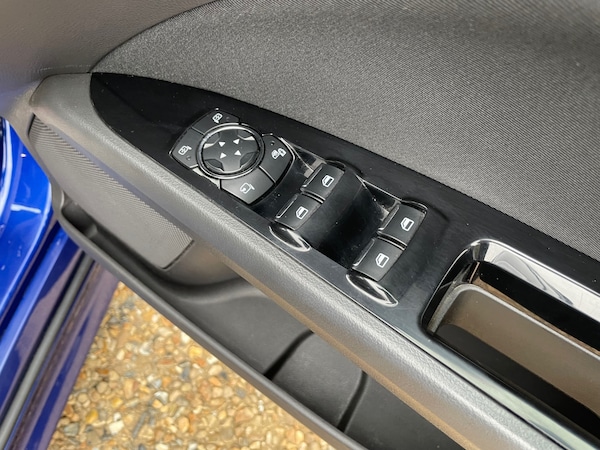Used Ford Mondeo 2017 for sale - 76220307: Photo 18