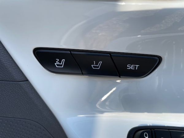 Used Kia Niro 2016 for sale - 74512603: Photo 21