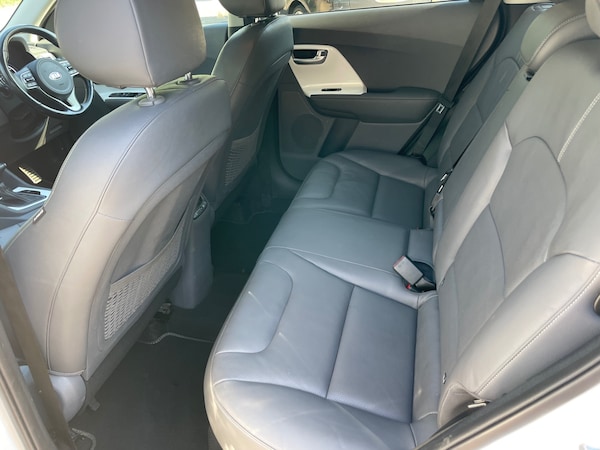 Used Kia Niro 2016 for sale - 74512603: Photo 8