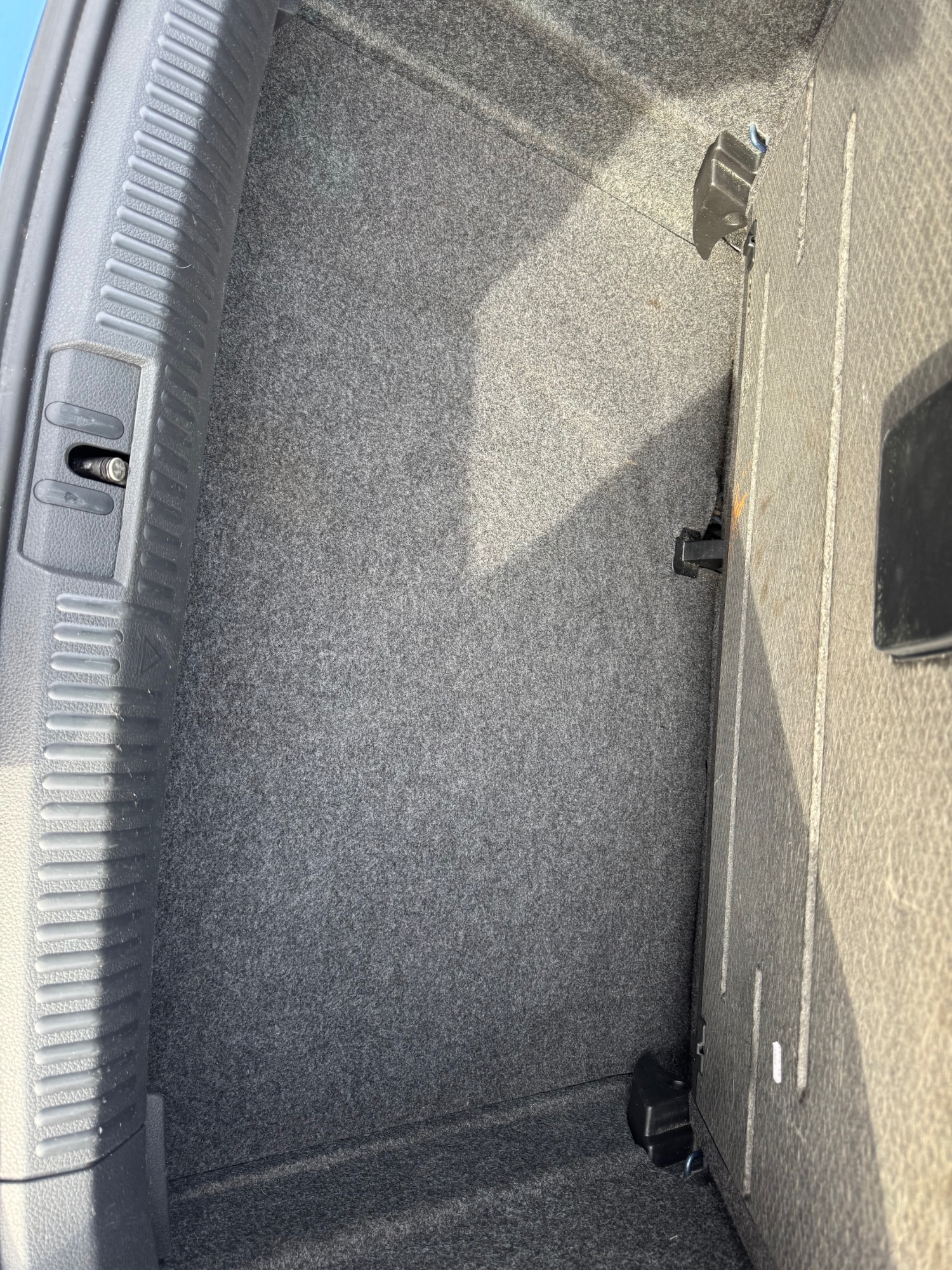 Used Volkswagen Polo 2015 for sale - 77570277: Photo 11